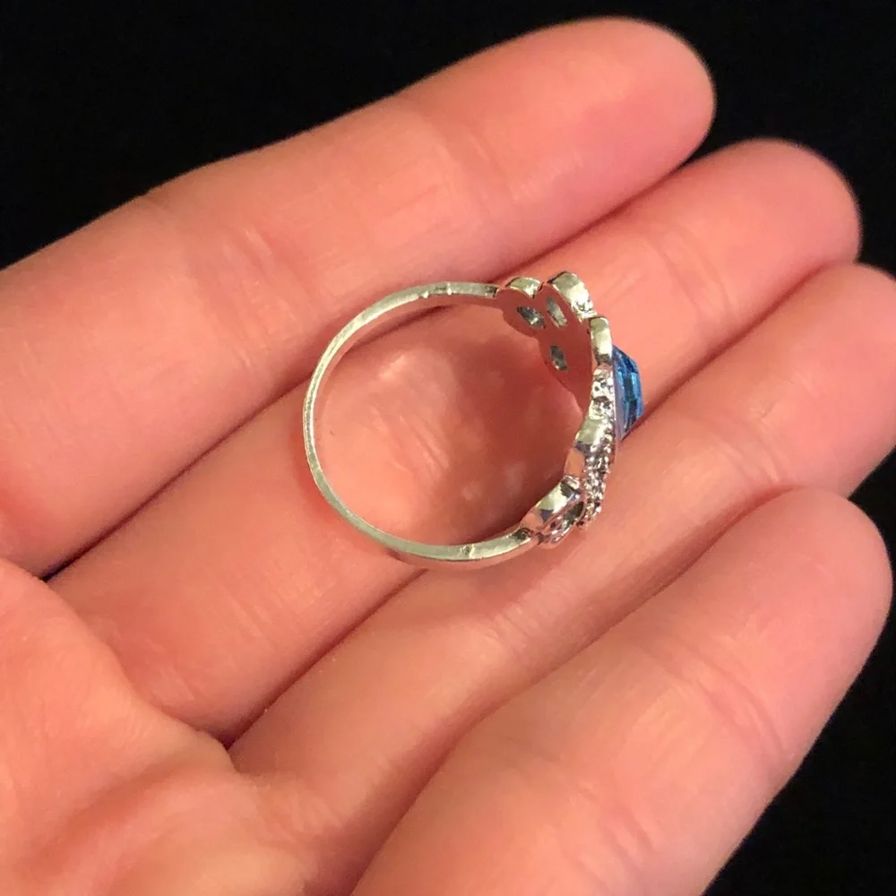 Silver Tone Ring with Blue Faux Gemstone Fashion Jewelry